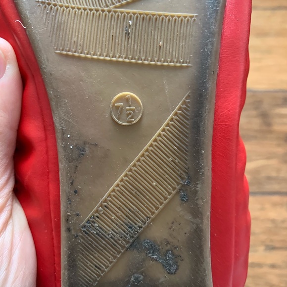 Red Cushioned Bendable Flats - Picture 4 of 4